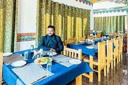 Hotel Classic Ladakh Лех Экстерьер фото